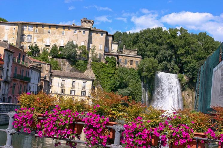 Апартаменты Liricordi Isola di Liri Экстерьер фото